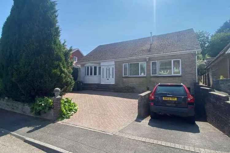 4 Bedroom Detached House for Sale in Rhiwbina