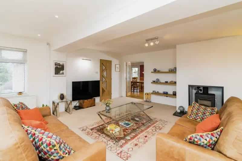 4-Bedroom Countryside Retreat with Annexe near Halesworth