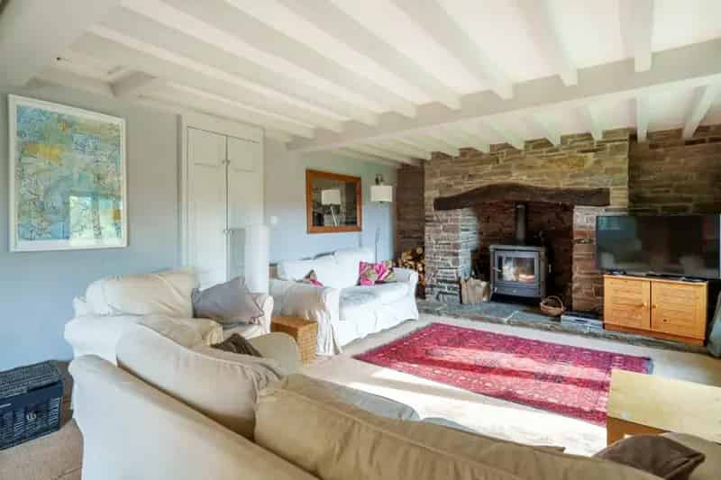 Shropshire Countryside Farmhouse 6 Acres Workshop Barn Studio