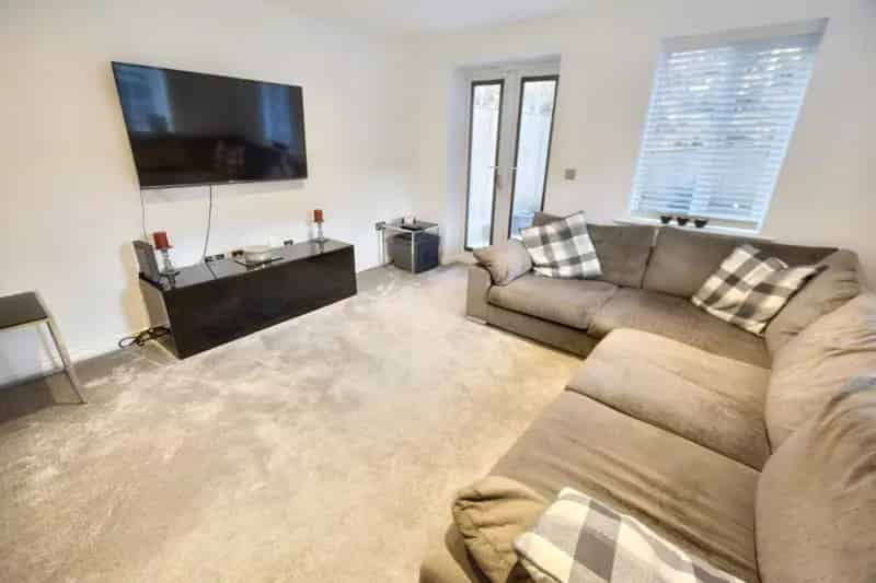 House For Sale , Leeds, England