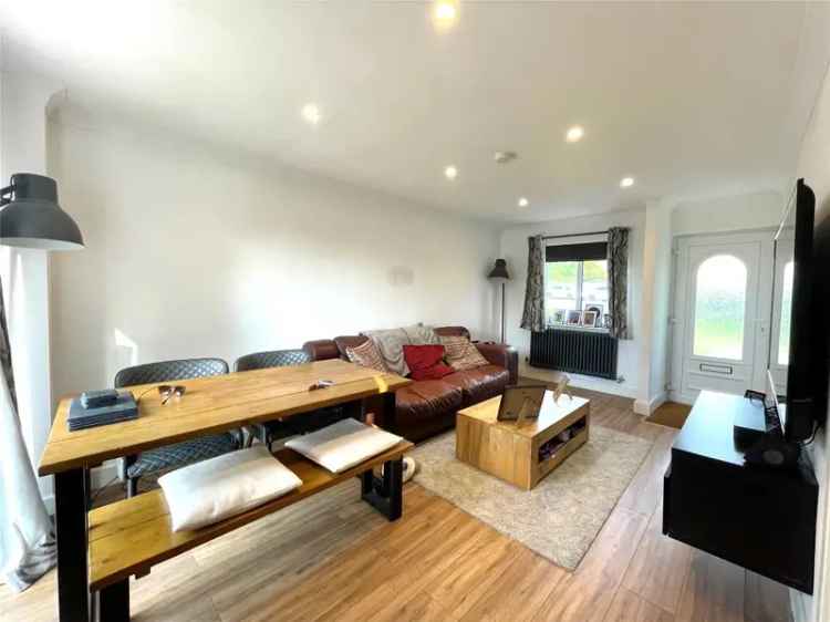 2 Bedroom Semi Detached House Southemead