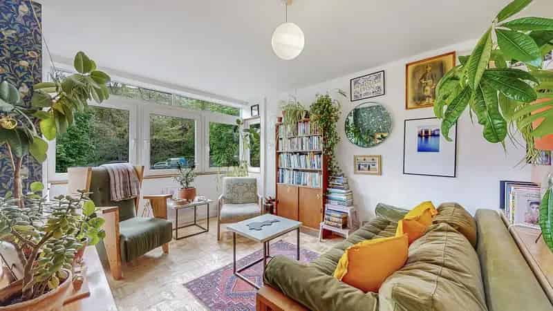 1 Bedroom Flat for Sale in Shawlands Glasgow