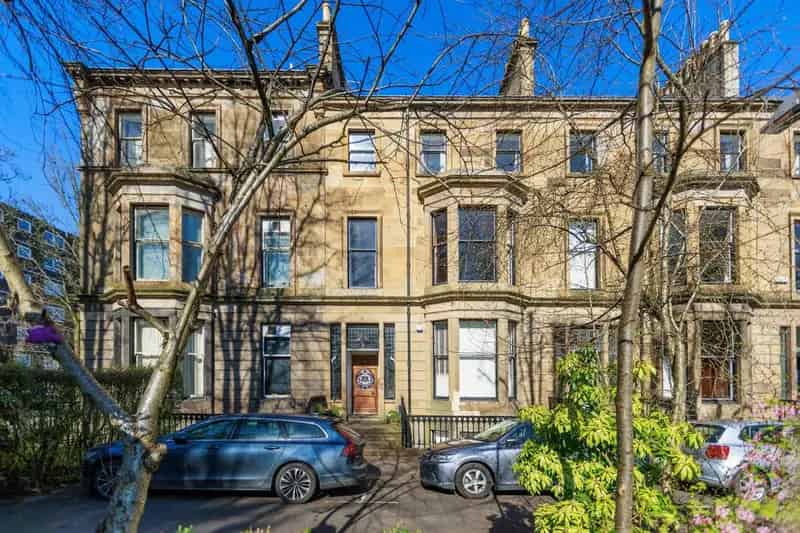 4 Bedroom Townhouse Conversion Glasgow West End