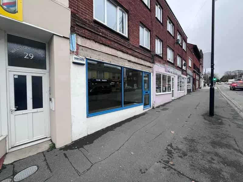 Retail Unit For Lease in Woolston Southampton