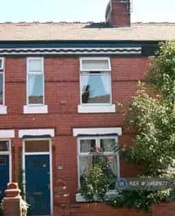 3 rooms house of 90 m² in Manchester