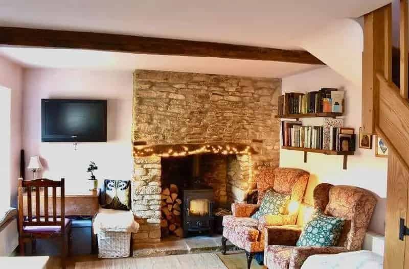 1 Bed Cotswold Cottage for Sale