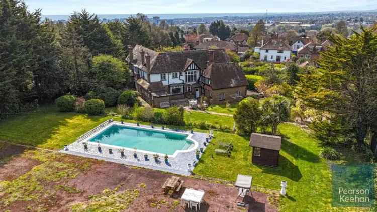 7 Bedroom Detached House for Sale