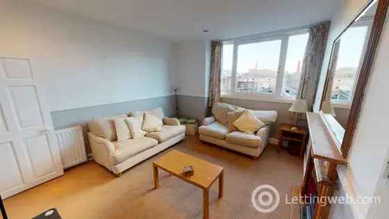 2 Bedroom Flat Aberdeen City Centre 78m²