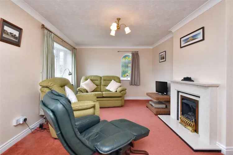 Bungalow For Sale in Leeds, England