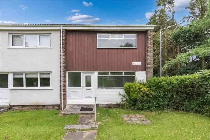 2 Bedroom End of Terrace House for Sale