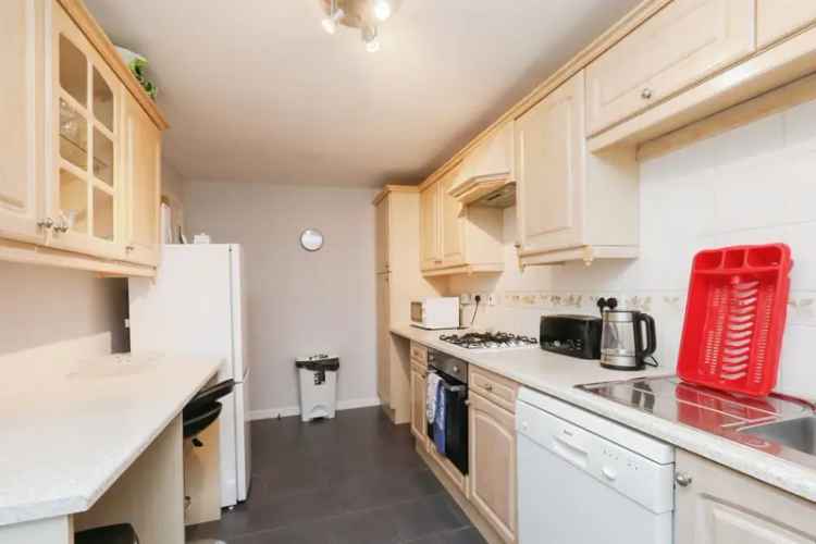 Four Five Bedroom Detached House Near UEA