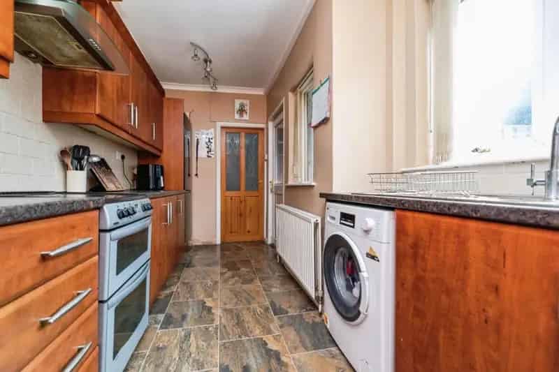 3 Bed End Terrace House For Sale
