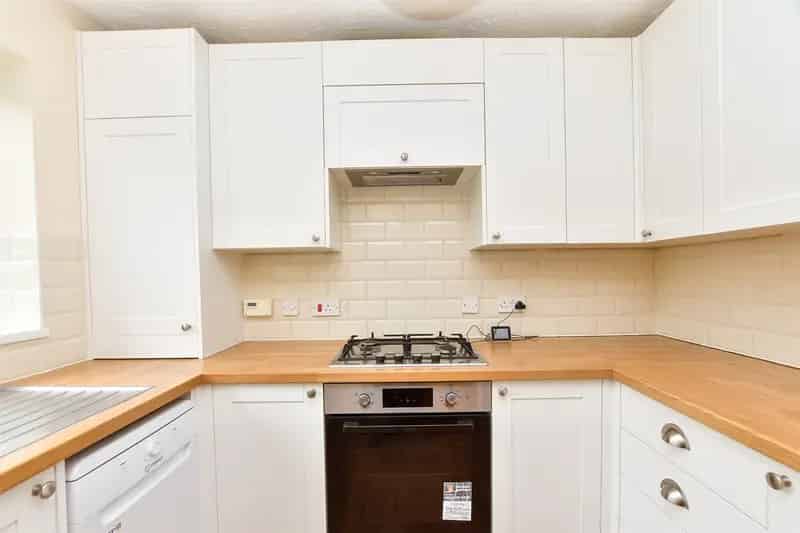2 Bedroom Semi-Detached House for Sale Near Holmwood Station