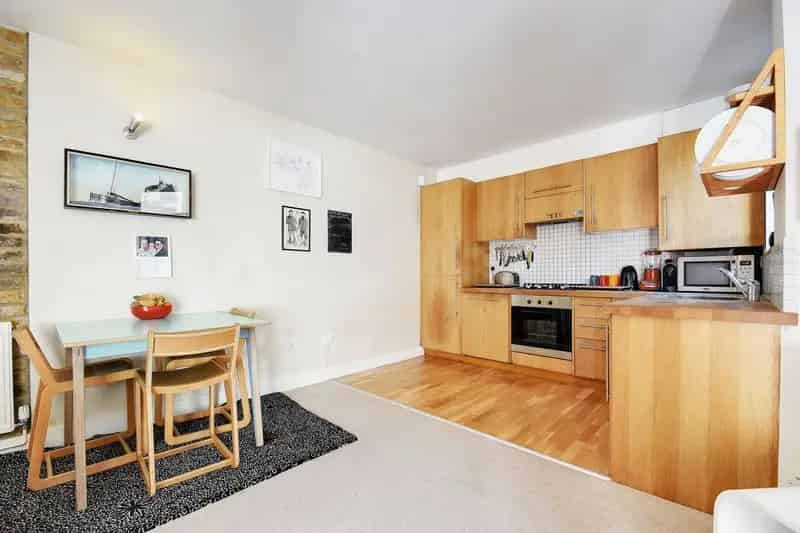 3 Bedroom Apartment House to Rent Near Hackney Downs Station
