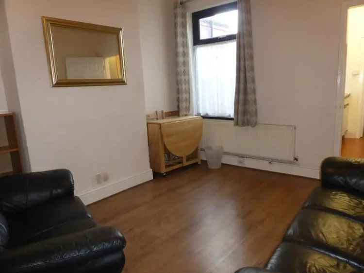 3 bedroom terraced house to rent