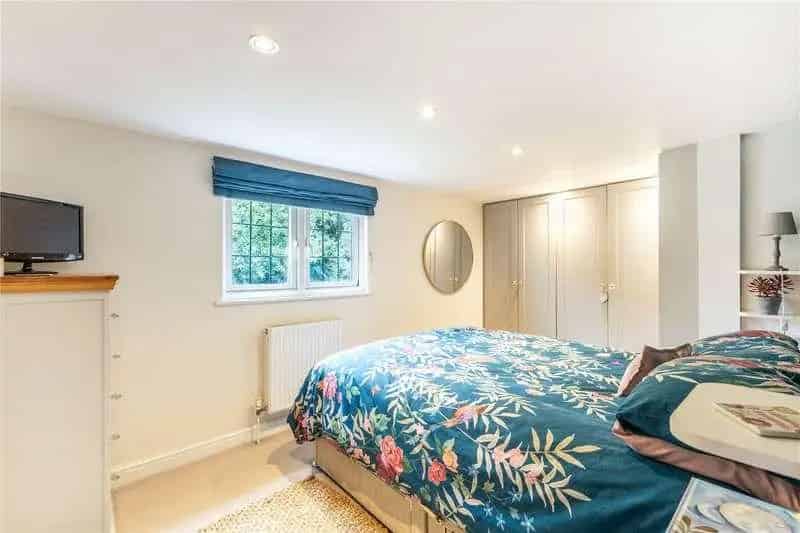4 Bed Detached House For Sale