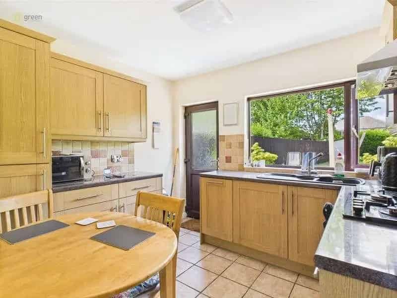 3 Bed End Terrace House For Sale