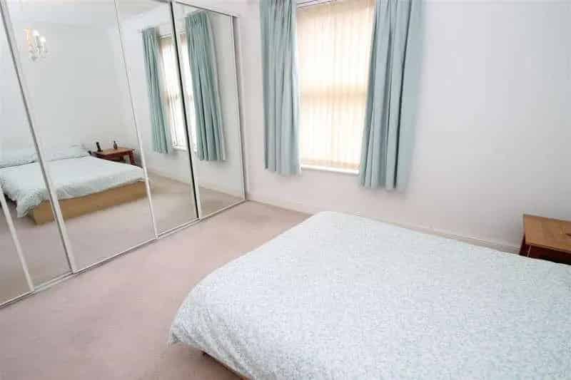 2 Bed Period House For Sale No Upward Chain