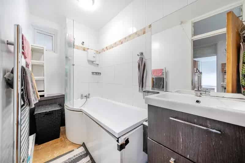 Two Bedroom Flat near Streatham Common