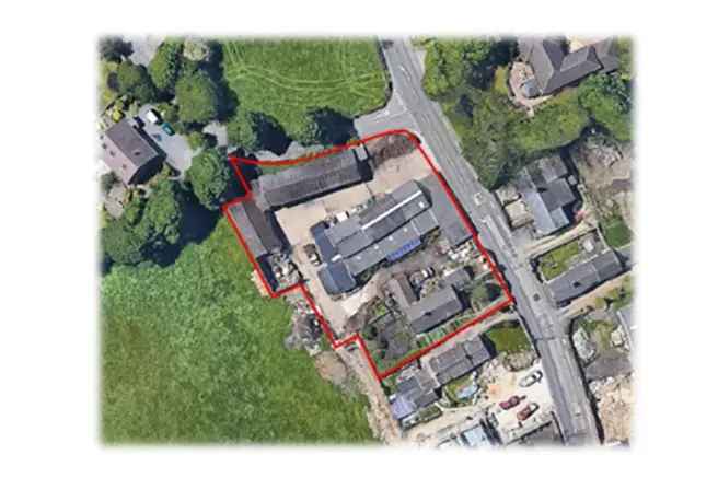 4 Dwellings Planning Permission 0.56 Acres Farmhouse Restoration