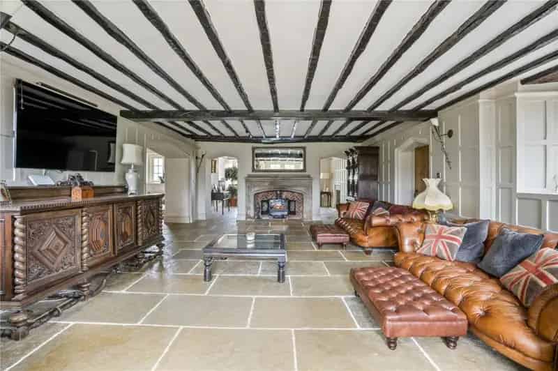Grade I Listed Elizabethan Country House 10 Bedrooms 10 Acres