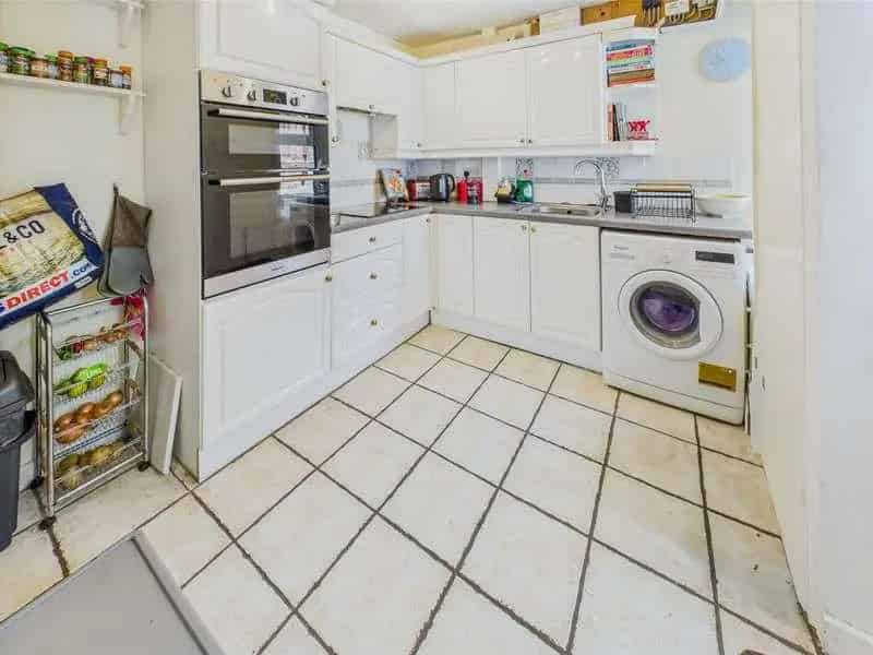 2 Bed Stone Cottage For Sale Near Schools