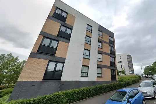 Flat to rent in Firpark Close, Dennistoun, Glasgow G31