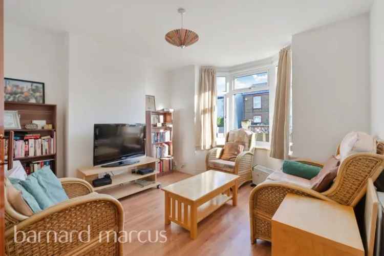 2 3 Bedroom Semi Detached House Epsom