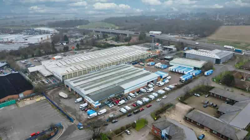 High Bay Distribution Facility For Lease