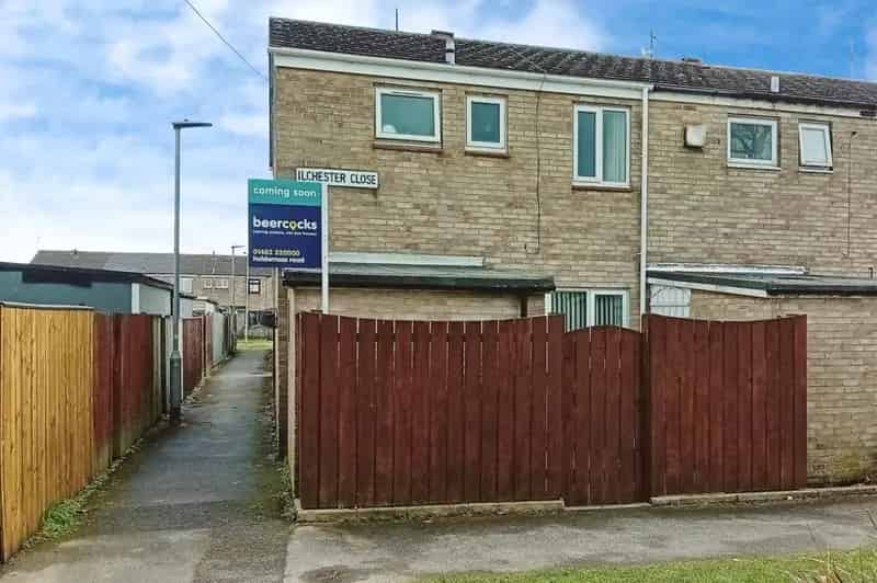 3 Bedroom End Terrace House For Sale