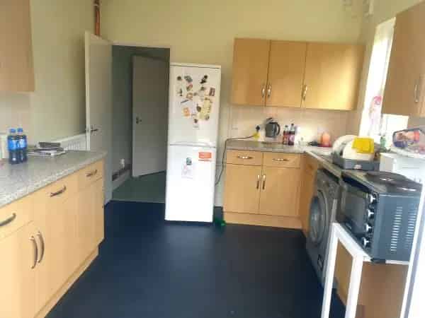 One Bedroom Ground Floor Flat with Garden in London