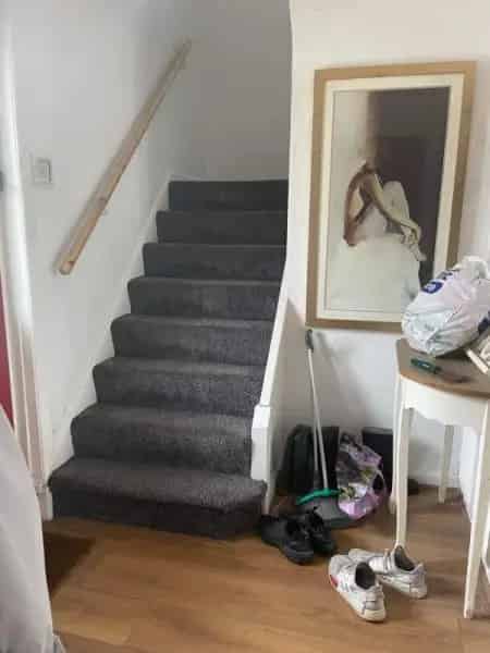 3 Bed Semi Detached House Large Garden Near Beach Schools Shops