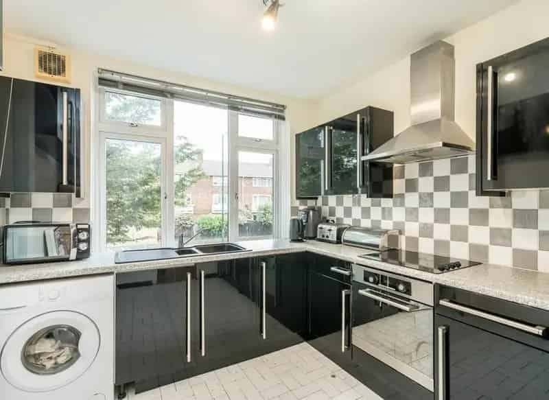Two Double Bedroom Apartment St Margarets Village Near Station