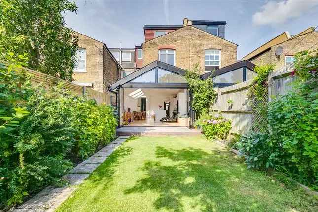 5 Bedroom Family Home Sedgeford Road London W12