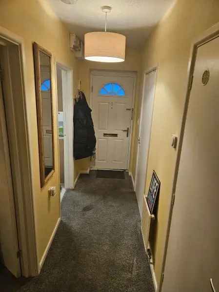 Spacious One Bedroom Wet Room Garden Apartment Near Stroud