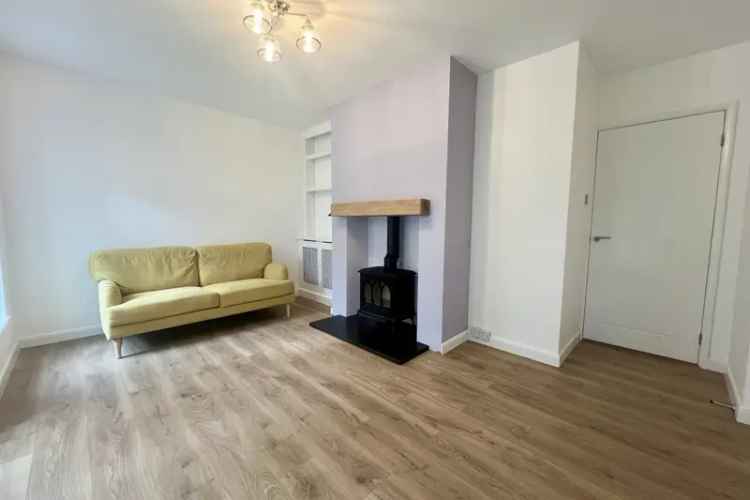 3 Bedroom Semi-Detached House with River Views