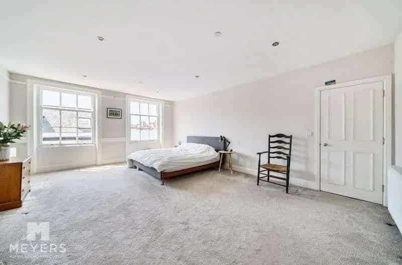1 Bed Flat for Sale in Dorchester Town