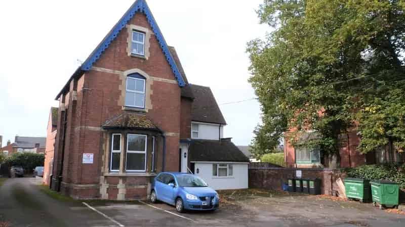 1 Bedroom House Share to Rent