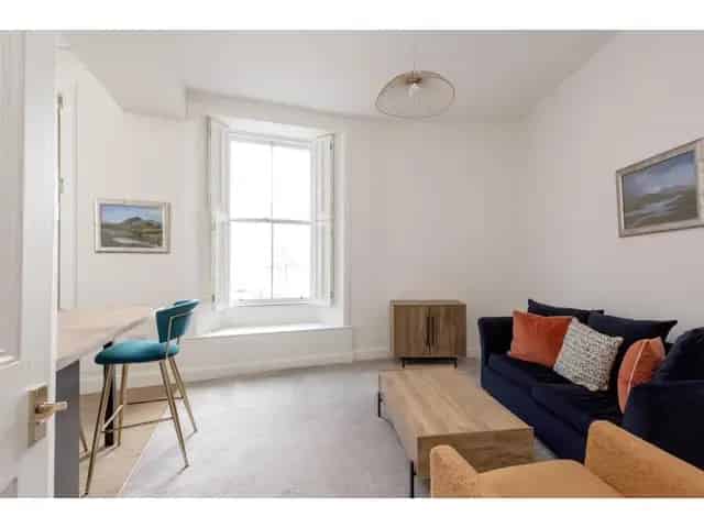 1 Bedroom Flat for Sale Bruntsfield