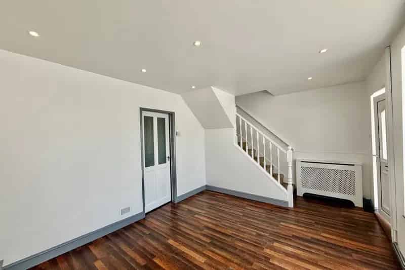 4 Bedroom Family Home in Range Green Near Portsmouth