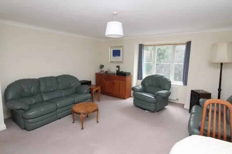 1 bedroom House of Multiple Occupation
 To Rent
