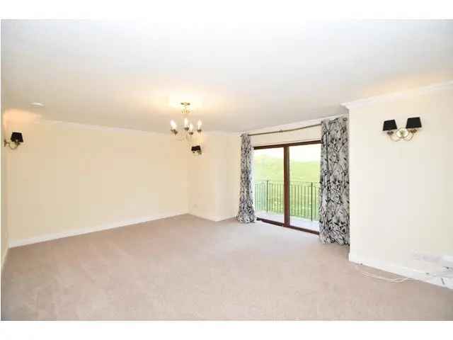 2 bedroom flat  for sale