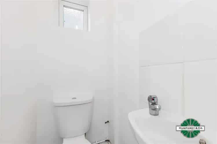4 Bedroom House to Rent in London
