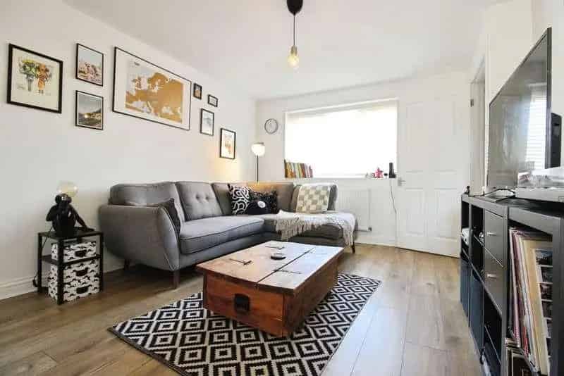 2 Bed Semi-Detached House for Sale Llandaff North