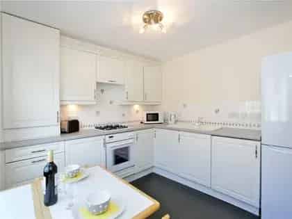 2 Bedroom Furnished Flat Aberdeen