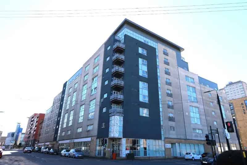 2 Bedroom Flat to Rent in Cowcaddens Glasgow