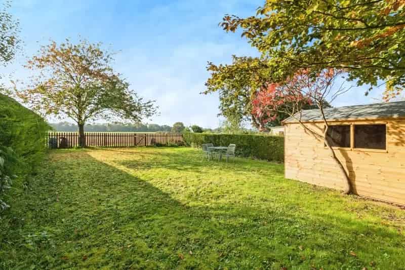 3 Bedroom House in Stockton with 90ft Garden