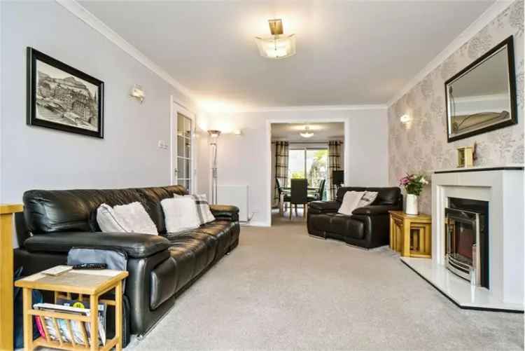 4 Bed Detached House Dunbar 2 Reception Rooms
