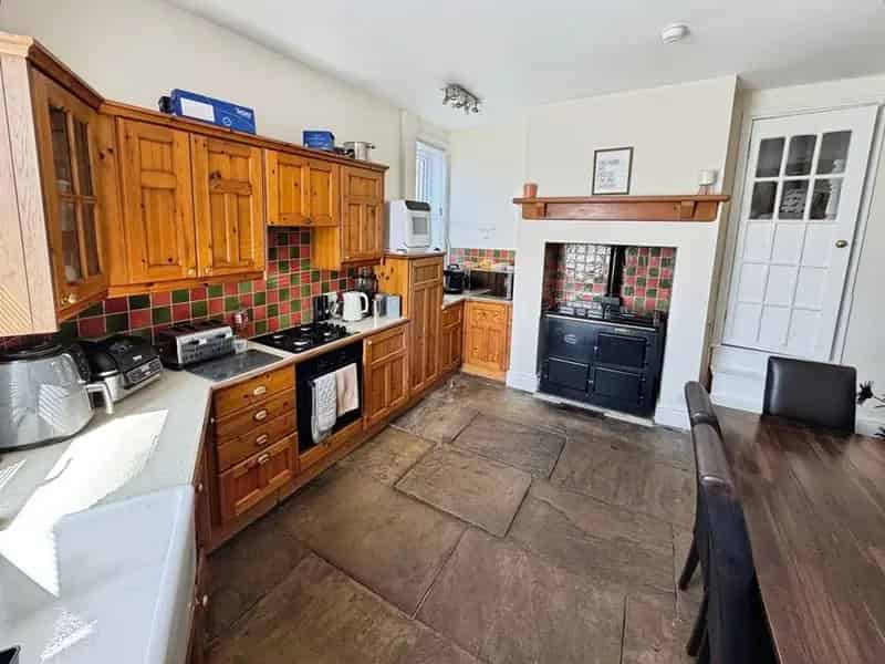 3 Bedroom Mid Terrace House for Rent Hartshead West Yorkshire