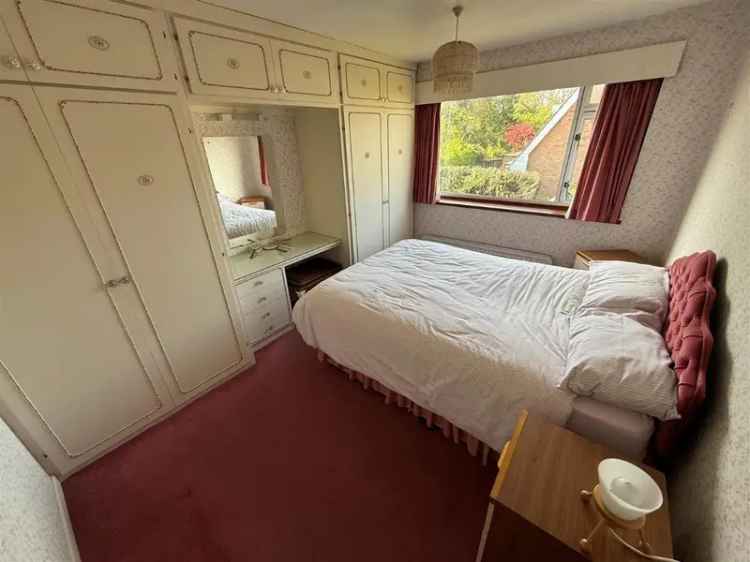 3 Bed Semi-Detached House For Sale No Upward Chain